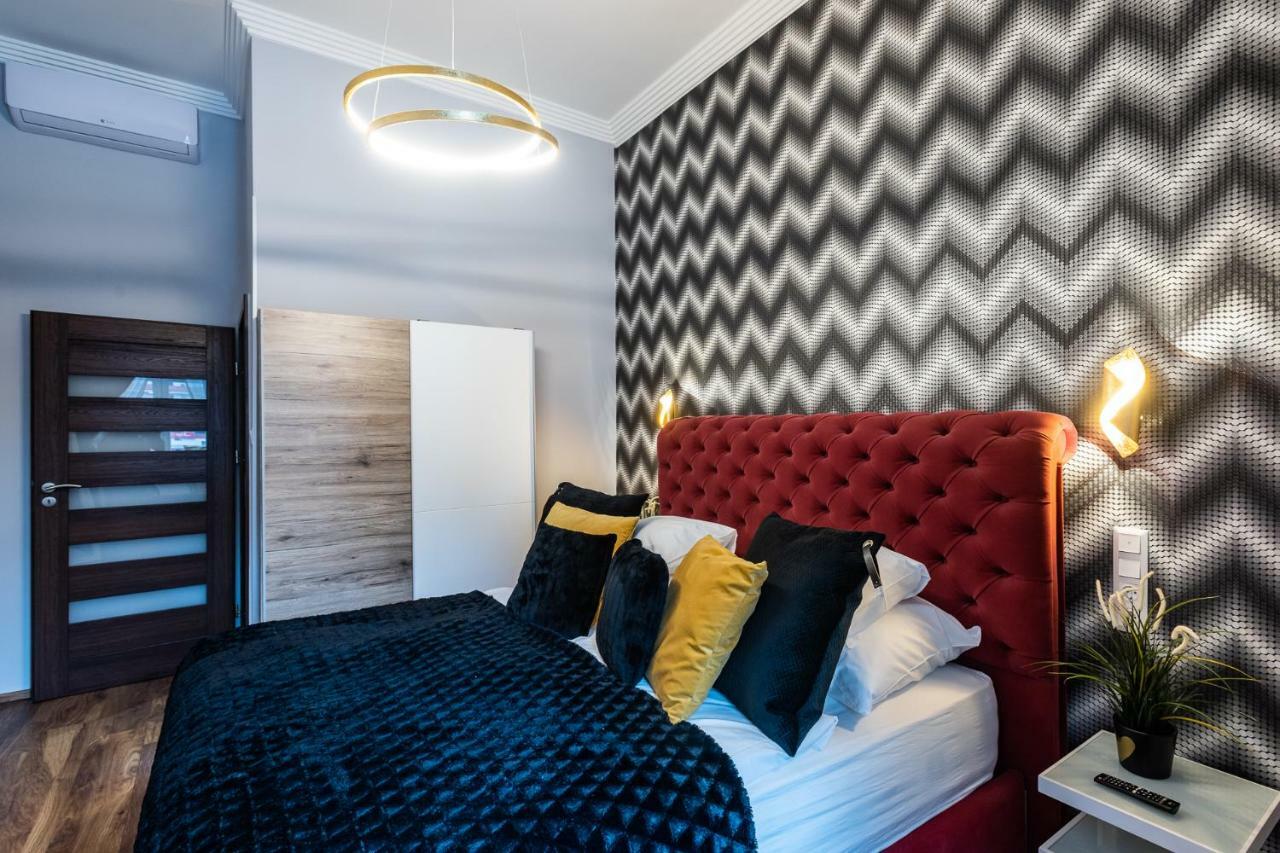 Appartement Center Of The Center, The Grand Deluxe à Budapest Extérieur photo