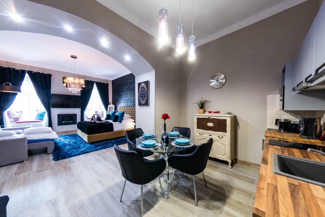 Appartement Center Of The Center, The Grand Deluxe à Budapest Extérieur photo